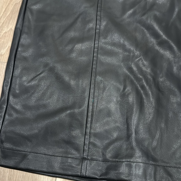 Faux Leather Skirt - Picture 4 of 7